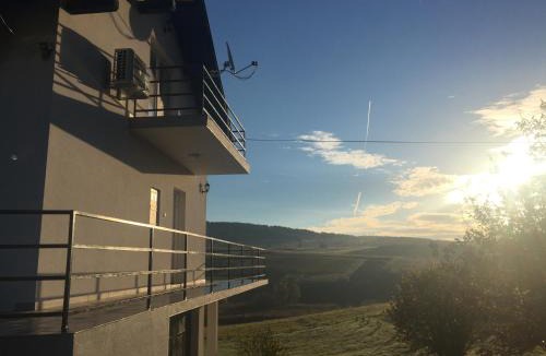 Rakovica House | VIP Apartments & Room