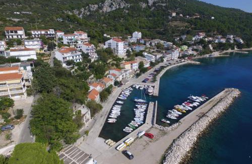 Zivogosce Apartment | House Zorra