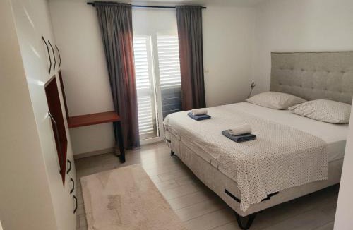 Lastovo Apartment | Antoni Apartment