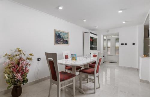 Rijeka Apartment | Domagoj boutique apartmants with heated swimming pool