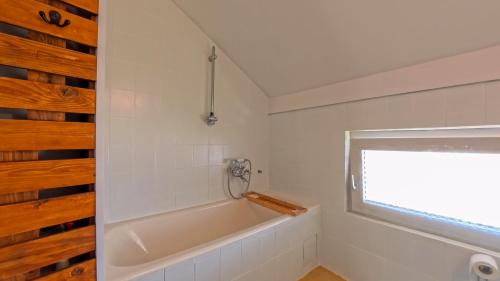 Slatine Apartment | Sea Land 2