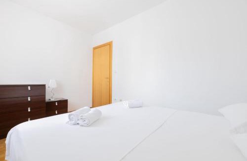 Istok Apartment | Sea & Sky Retreat