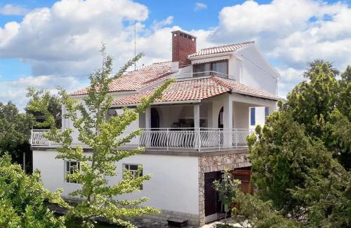 Buje Villa | Family villa in Buje with pool and sea view