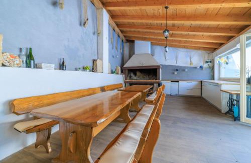 Tribalj Villa | Villa Stone castle