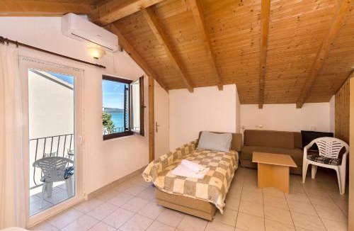 Betina Apartment | Apartments Marija