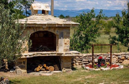 Oklaj House | House Mala kuca