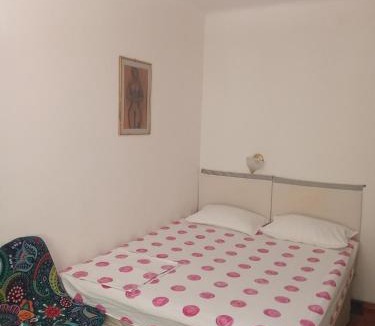 Split Apartment | Rooms and Apartment Lucac Manus