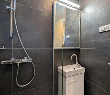 Sesvete Apartment | Spacious Central Sesvete Pad