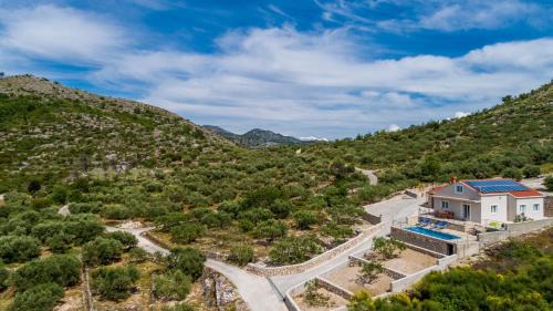 Orasac Villa | Villa M - Dubrovnik by Villas Guide