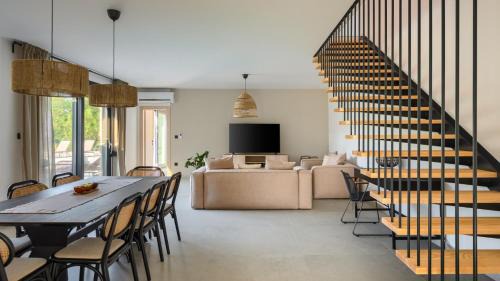 Tar Villa | Modern Villa Ava with outdoor pool in Tar