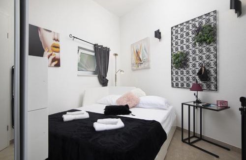 Ika Apartment | Villa Nika 2