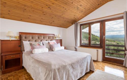 Rukavac Apartment | Cozy Apartment In Rukavac With Wifi