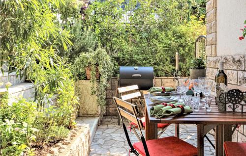 Zurkovo Apartment | Gorgeous Apartment In Kostrena With Wifi