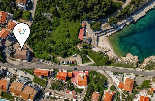 Vrbnik Apartment | Betty Sea View Apartment with Balcony - Happy Rentals