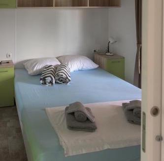 Otocic Ravni Zakan Other | Tiny House Kety