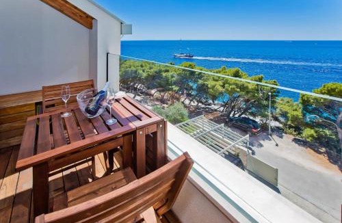 Krizni rat Apartment | Villa Madeleine Hvar