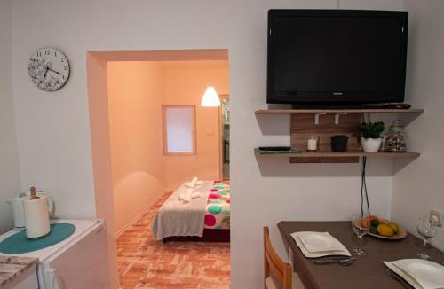 Cove Parja Apartment | Apartment Ema&Mila