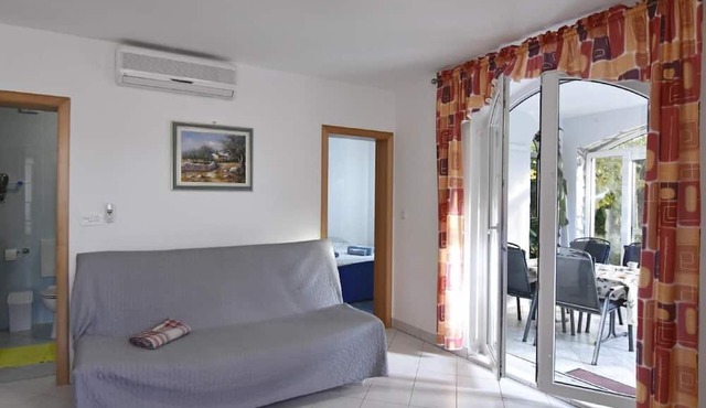 Apartment in Zambratija with Private Parking