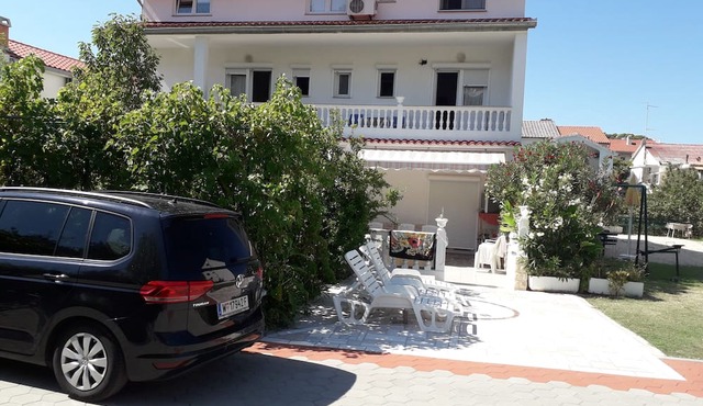 The Apartment is on the Ground Floor - 1 Entire Floor 110 m2