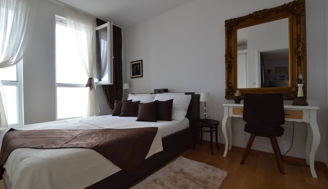 Superior Four Star Apartment