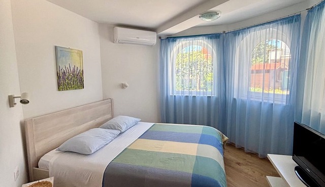 Villa Mandolina Apartments