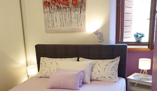Apartments Lina, (7893), Split, hr