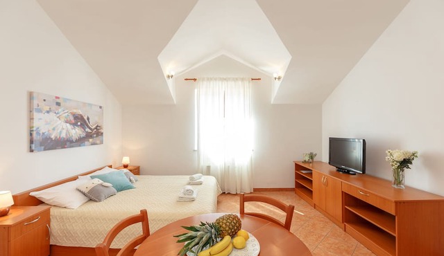Apartments Mondo