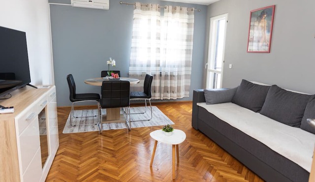Apartments Marinko
