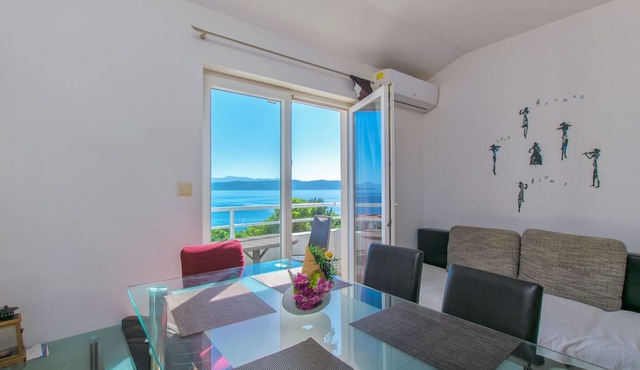Apartment Goran