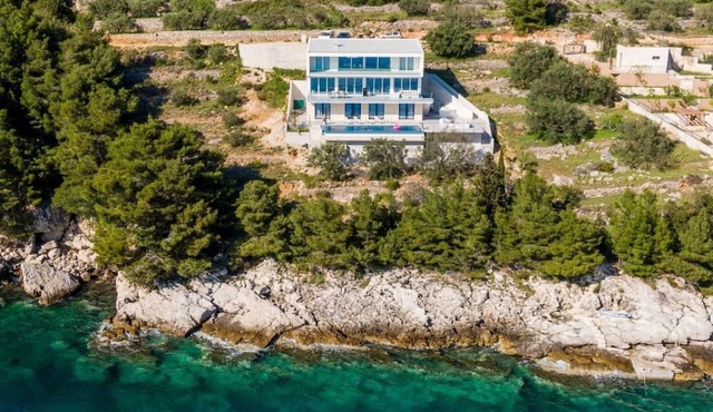 Villa Style and Sea by Interhome