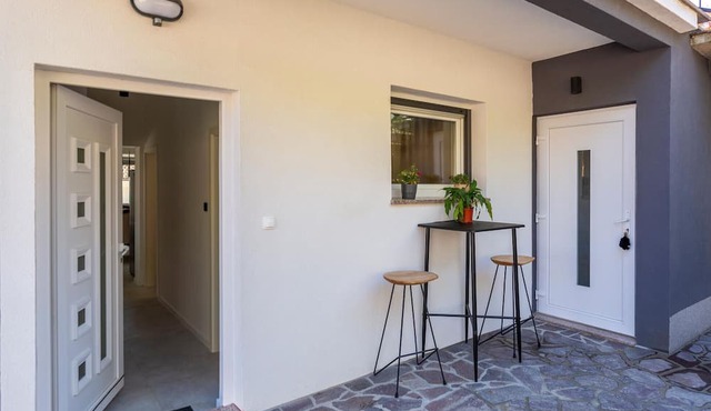 Awesome apartment in Rukavac with WiFi