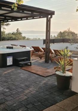 Apartment Marina Sea View & Jacuzzi