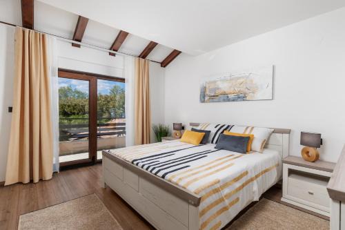 Lux pool Villa Zen - located in peaceful village near Rijeka and Opatija