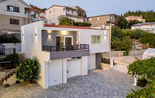 Beautiful Home In Vrgorac
