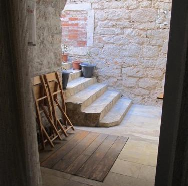 Comfortable apartment in Betina 55 m² with terrace